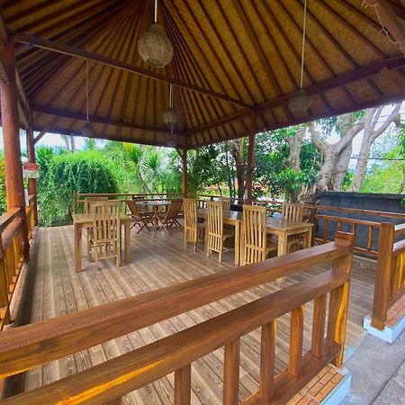 Surya Maha Bungallo Toyapakeh Ngoại thất bức ảnh
