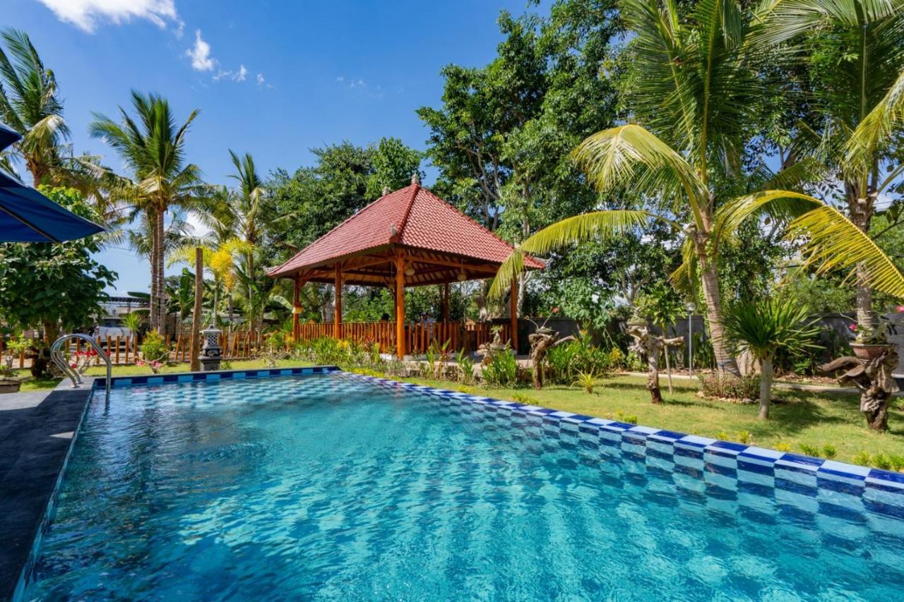Surya Maha Bungallo Toyapakeh Ngoại thất bức ảnh