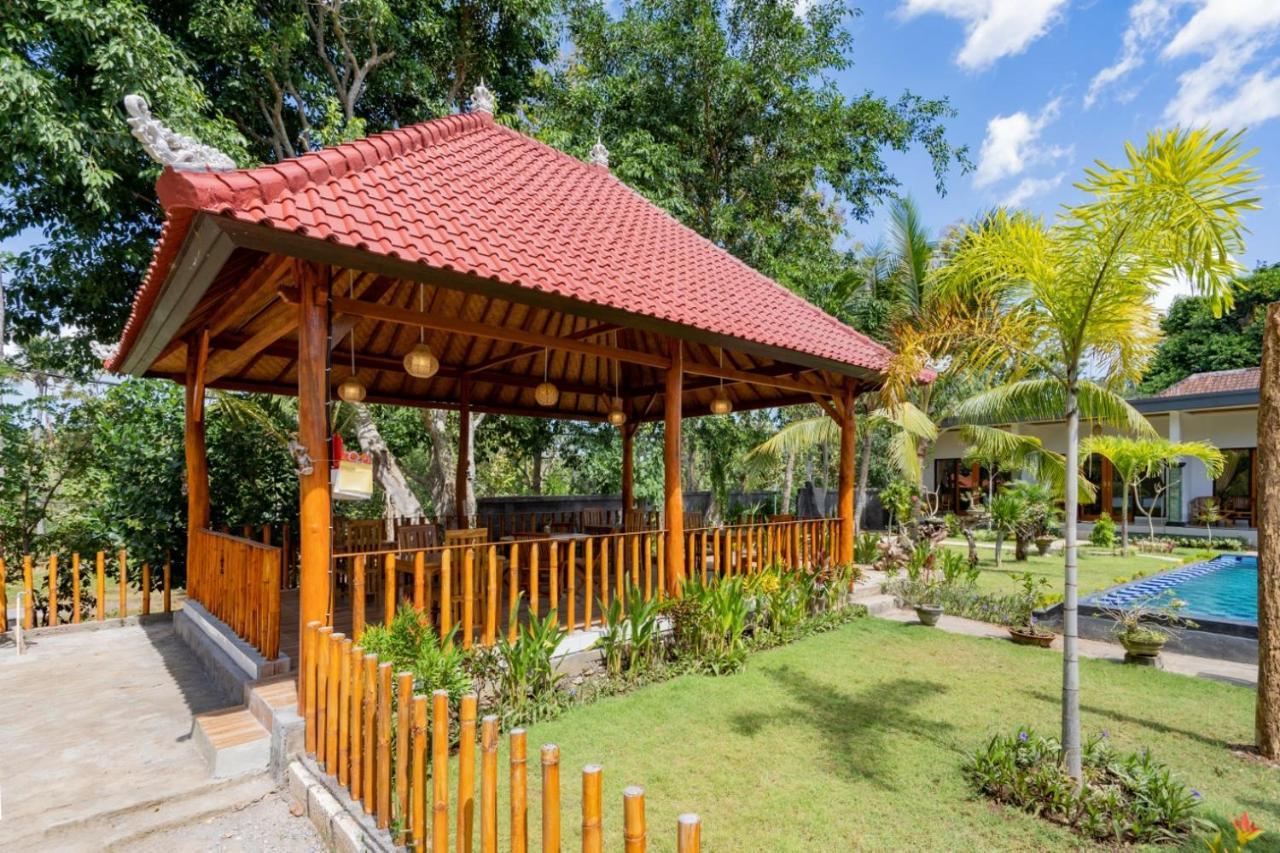 Surya Maha Bungallo Toyapakeh Ngoại thất bức ảnh